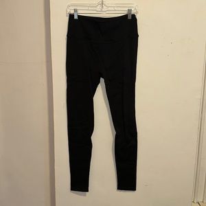 Black ribbed leggings!